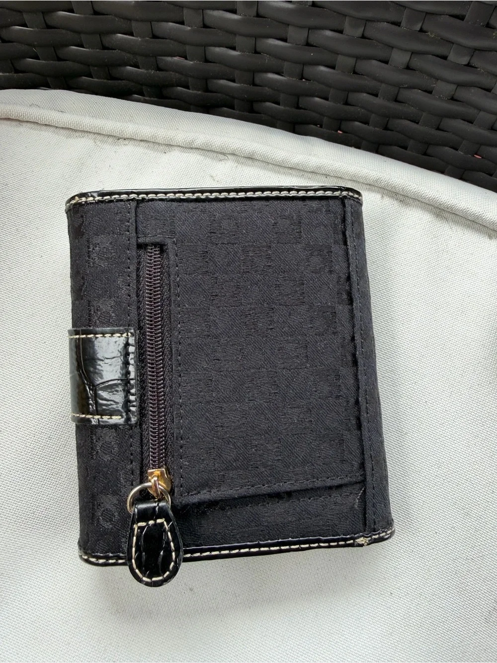 Liz Claiborne sleek black